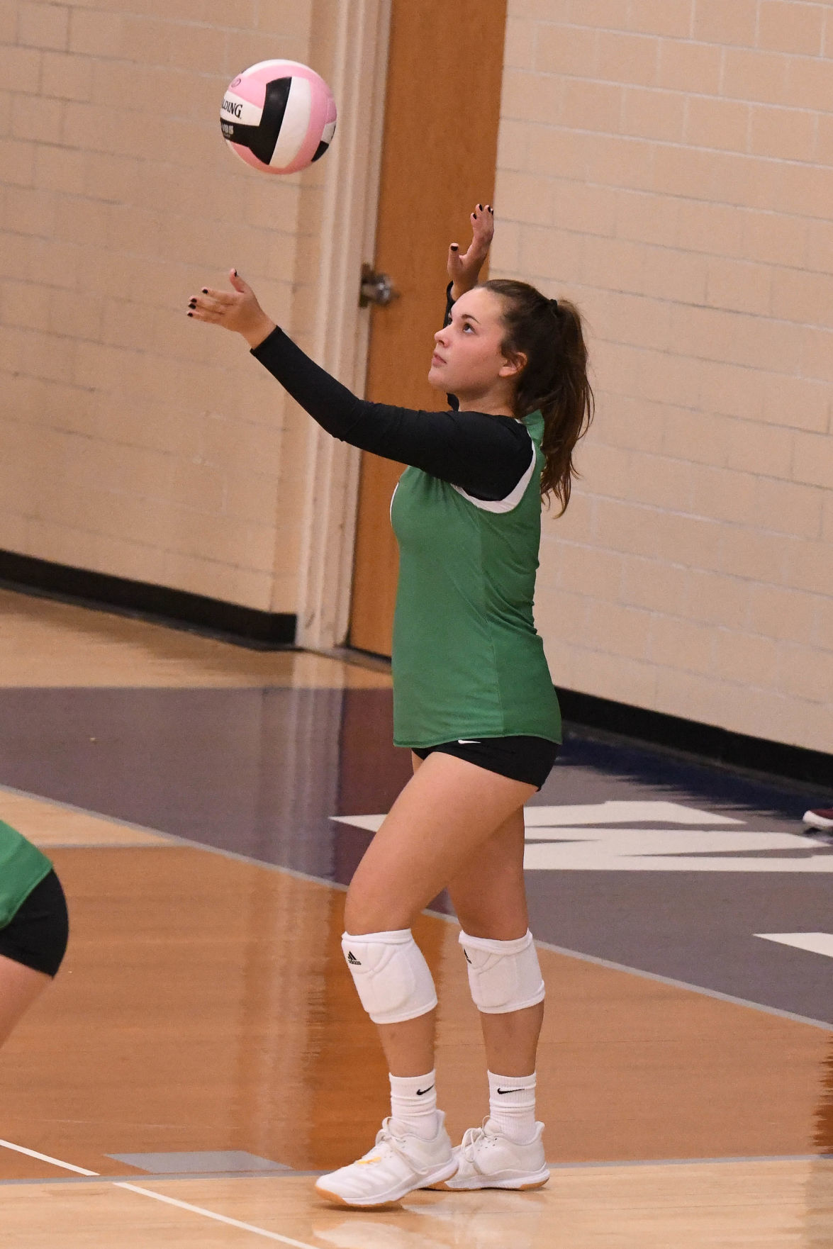 Osage VB-Bye serve